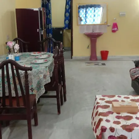 Two Bhk Fully Furnished Flat - Near Charminar And Salar Jung Museum Apartment